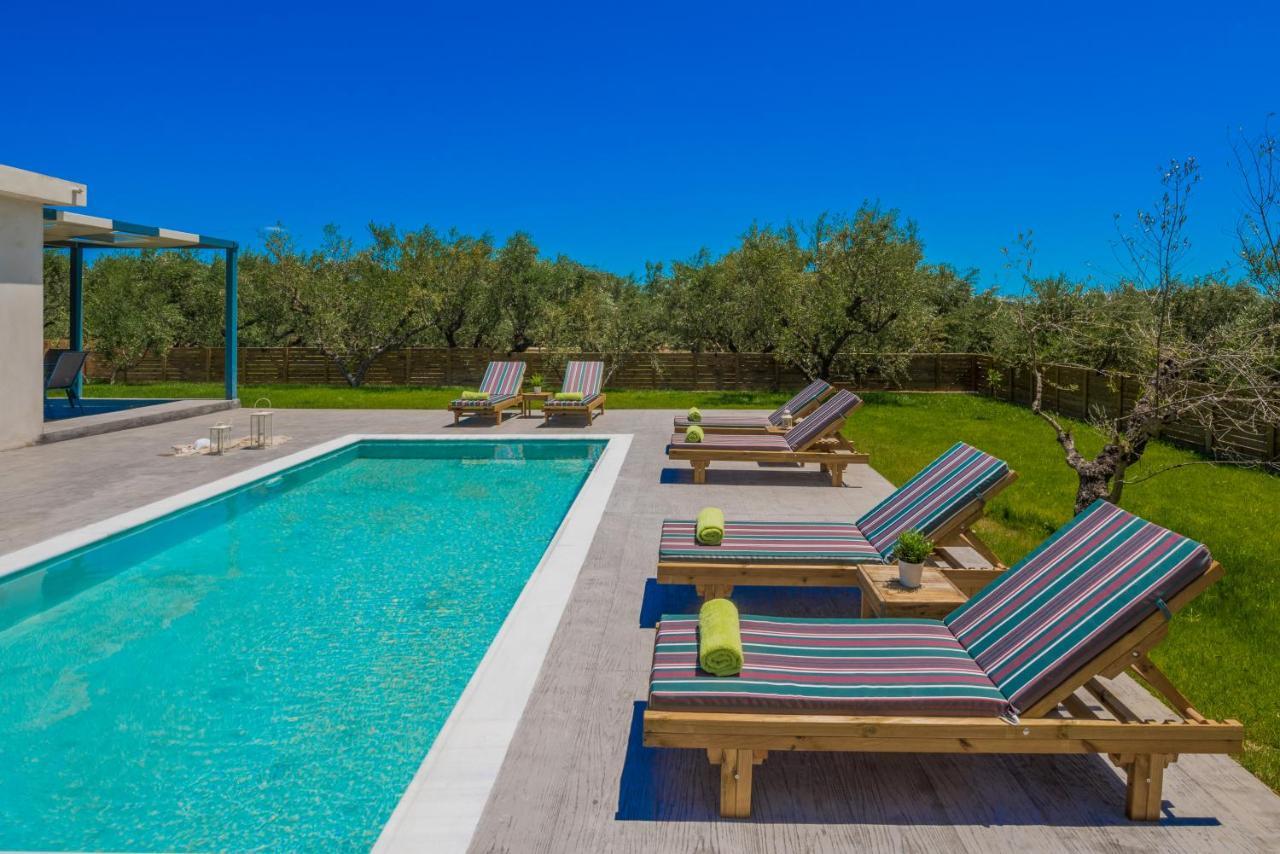 Natura Verde Villas Fiolítis 外观 照片