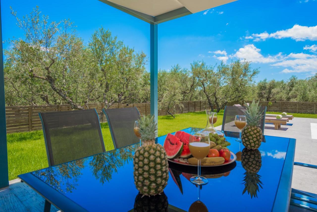Natura Verde Villas Fiolítis 外观 照片