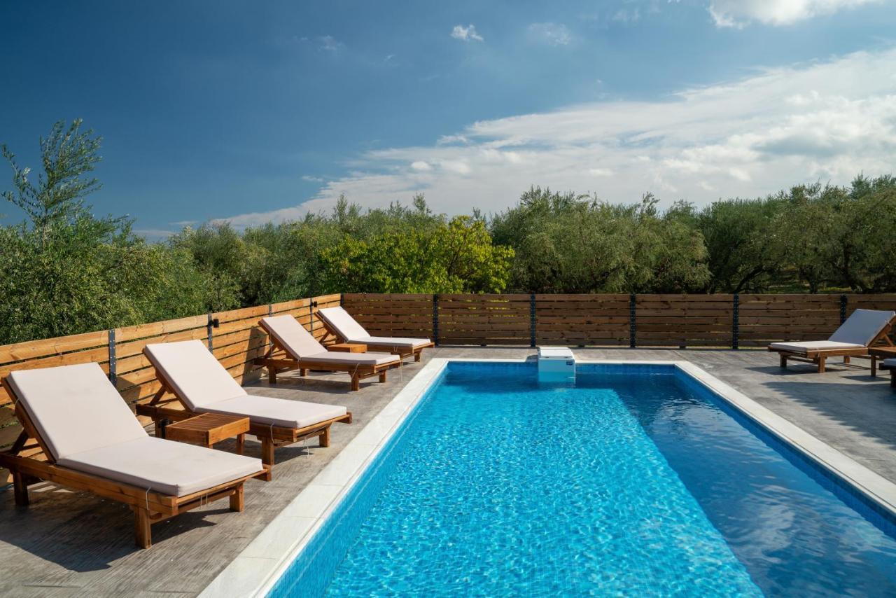 Natura Verde Villas Fiolítis 外观 照片
