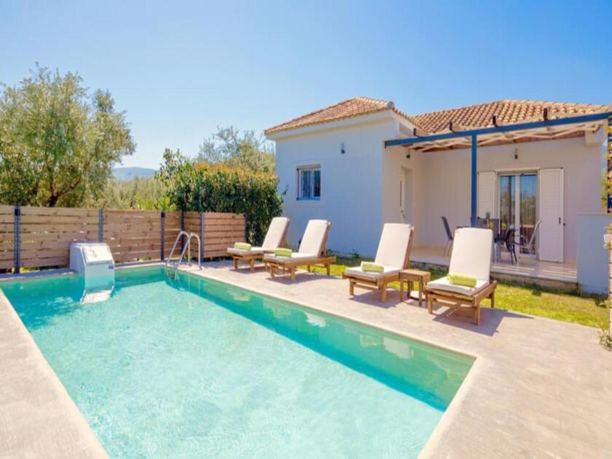 Natura Verde Villas Fiolítis 外观 照片