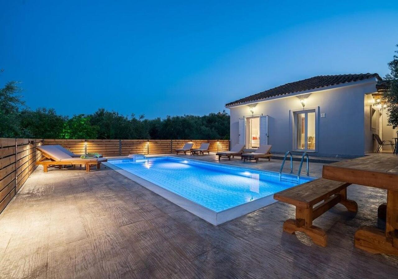 Natura Verde Villas Fiolítis 外观 照片