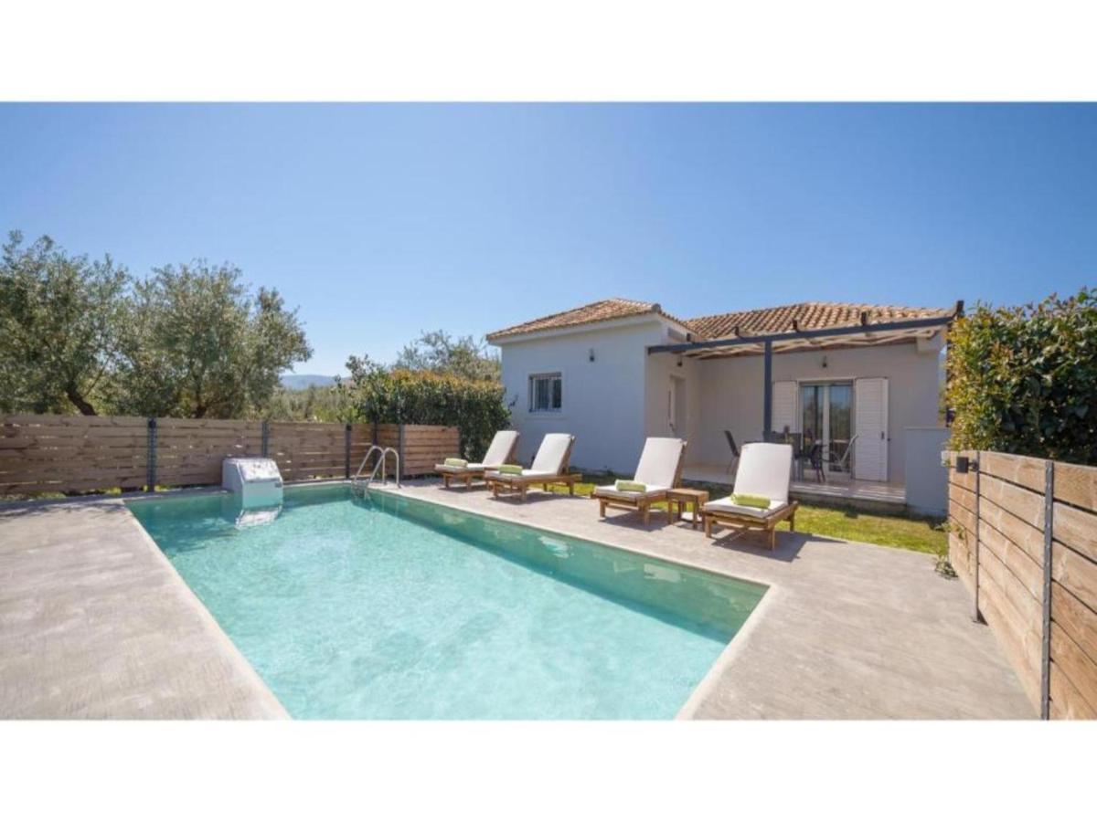 Natura Verde Villas Fiolítis 外观 照片