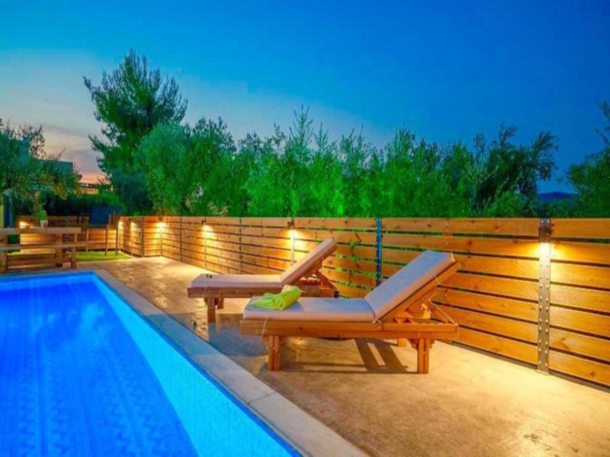 Natura Verde Villas Fiolítis 外观 照片